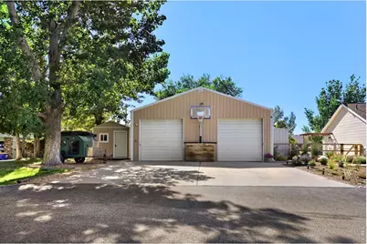 121 Victoria Dr, Fort Collins, CO 80525 - Photo 4