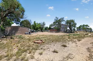 1010 E 4th St, Pueblo, CO 81001 - Photo 4