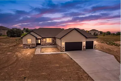 31 Lakeview Cir, Fort Morgan, CO 80701 - Photo 2