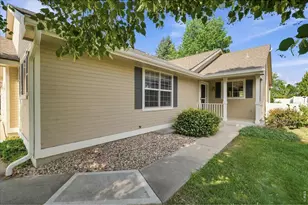 3754 Carrington Cir, Fort Collins, CO 80525 - Photo 4