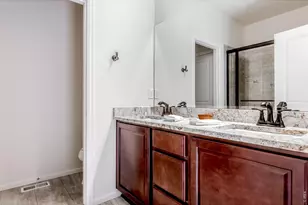 1370 Armstrong Dr, Longmont, CO 80504 - Photo 18