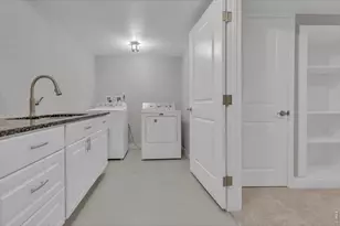 2058 Sumac St, Longmont, CO 80501 - Photo 24