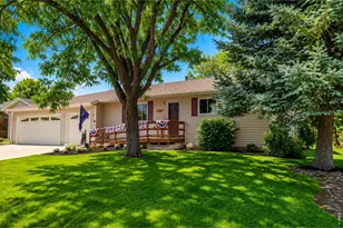 1907 S Custer Ave, Loveland, CO 80537 - Photo 2