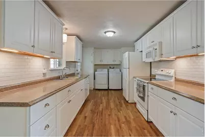 1251 Sumner St, Longmont, CO 80501 - Photo 18