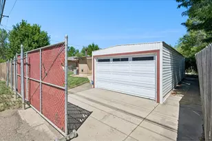 1721 Emery St, Longmont, CO 80501 - Photo 24