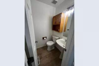 2142 Meadow Ct, Longmont, CO 80501 - Photo 8