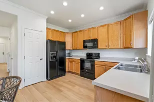 3756 Gardenwall Ct, Fort Collins, CO 80524 - Photo 6