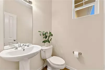 2104 18th Ave, Longmont, CO 80501 - Photo 6