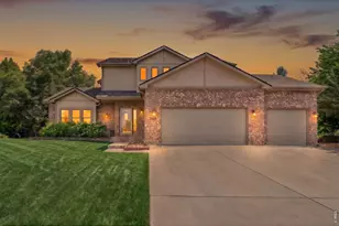 2413 Willow Ln, Longmont, CO 80503 - Photo 2