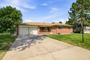 2617 Mountair Ln, Greeley, CO 80634 - Photo 2