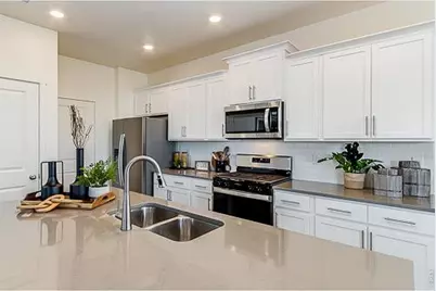 866 Trumpet Ln, Windsor, CO 80550 - Photo 10