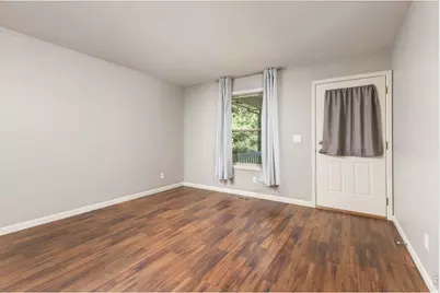 203 E Colorado Ave, Berthoud, CO 80513 - Photo 6