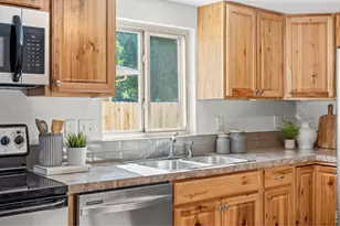 1321 E 5th St, Loveland, CO 80537 - Photo 10