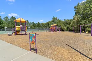 1321 E 5th St, Loveland, CO 80537 - Photo 36