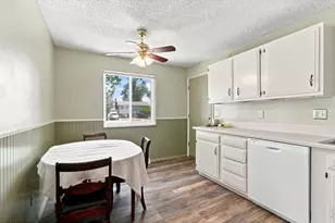 205 21st Ave Ct, Greeley, CO 80631 - Photo 6