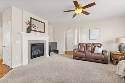 163 N Jamestown Way, Aurora, CO 80018 - Photo 4