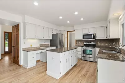 5019 Red Bud Ct, Fort Collins, CO 80525 - Photo 6