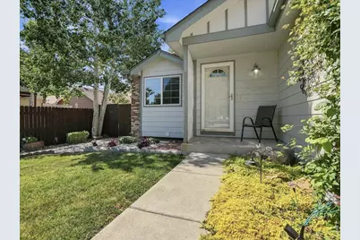2232 E 18th St, Loveland, CO 80538 - Photo 2