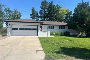 621 39th Ave, Greeley, CO 80634 - Photo 1