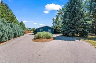 7060 Baseline Rd, Boulder, CO 80303 - Photo 2