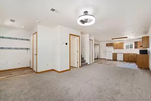 306 Ash Ct, Evans, CO 80620 - Photo 6