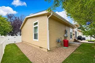 7821 St Vrain Dr, Frederick, CO 80530 - Photo 34