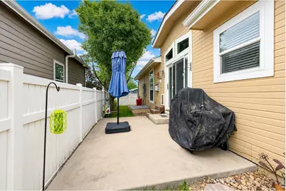7821 St Vrain Dr, Frederick, CO 80530 - Photo 32