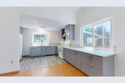 4381 E 126th Pl, Thornton, CO 80241 - Photo 2