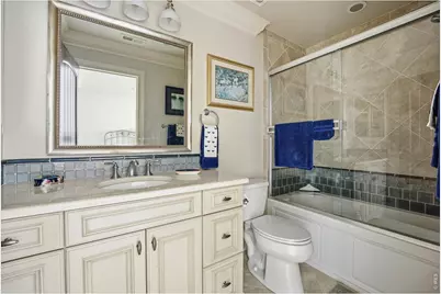 4053 E Iris Ct, Greenwood Village, CO 80121 - Photo 24