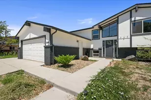 1640 Amherst Dr, Longmont, CO 80503 - Photo 1
