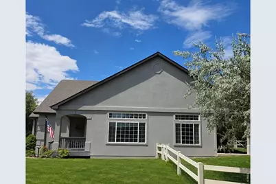 925 Falcon Ridge Ct, Eaton, CO 80615 - Photo 2