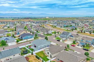 1277 Tipton St, Berthoud, CO 80513 - Photo 2
