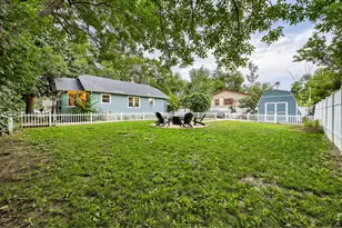 202 8th Ave, Longmont, CO 80501 - Photo 30