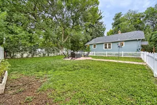 202 8th Ave, Longmont, CO 80501 - Photo 32