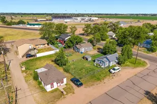 805 Cleveland St, Sterling, CO 80751 - Photo 28