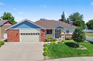 1505 Farmland St, Loveland, CO 80538 - Photo 2