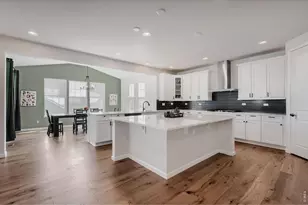 7170 S Uriah St, Aurora, CO 80016 - Photo 8