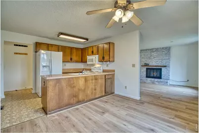 326 44th Ave, Greeley, CO 80634 - Photo 8