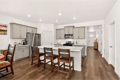826 Elias Tarn Dr, Severance, CO 80550 - Photo 8