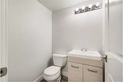 1065 E 5th St, Loveland, CO 80537 - Photo 10