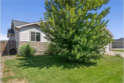 830 S Rachel Ave, Milliken, CO 80543 - Photo 2
