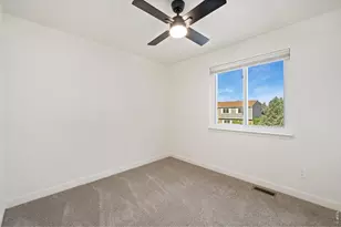 2433 Sunset Dr, Longmont, CO 80501 - Photo 20