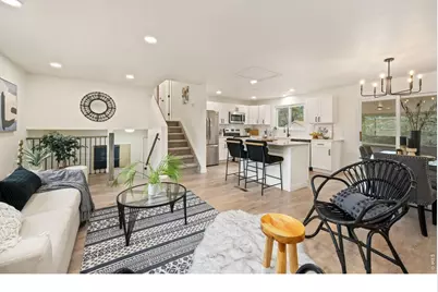 2433 Sunset Dr, Longmont, CO 80501 - Photo 6