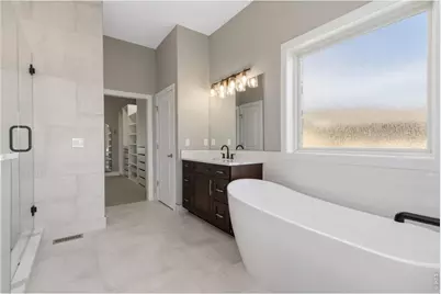 4390 Thompson Pkwy, Johnstown, CO 80534 - Photo 22