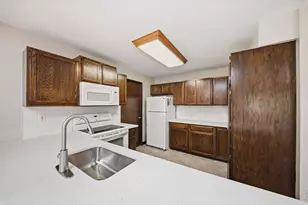 4219 W 17th St, Greeley, CO 80634 - Photo 8