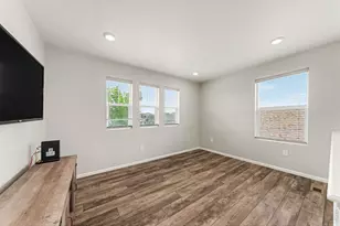 3025 Pawnee Creek Dr, Loveland, CO 80538 - Photo 16