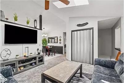 2232 E 18th St, Loveland, CO 80538 - Photo 8