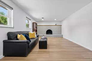 8601 E Layton Ave, Denver, CO 80237 - Photo 22