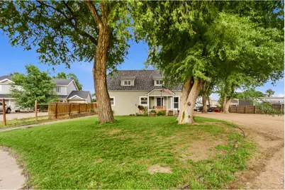302 Ash Ct, Evans, CO 80620 - Photo 2