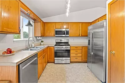 2458 Calcite St, Loveland, CO 80537 - Photo 6